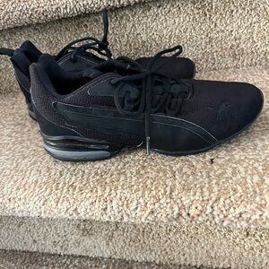 Puma Men's Black Athletic Shoes